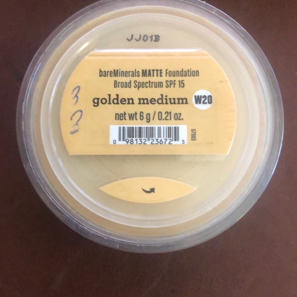 BareMinerals Matte foundation golden medium w2